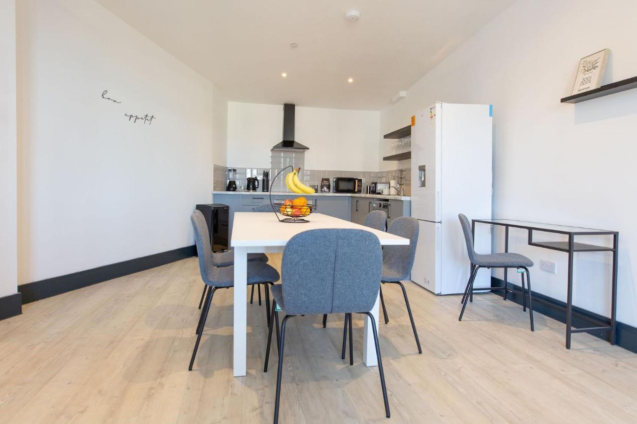 The Kingsway- 2 Bedroom Central Swansea Apartments By Stayright Exteriör bild