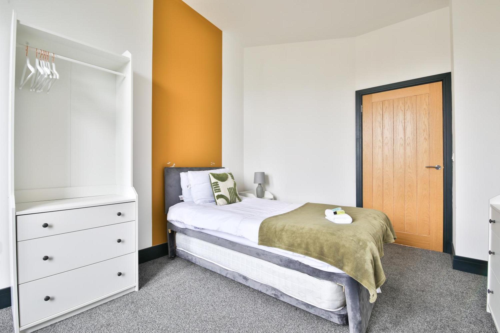 The Kingsway- 2 Bedroom Central Swansea Apartments By Stayright Exteriör bild