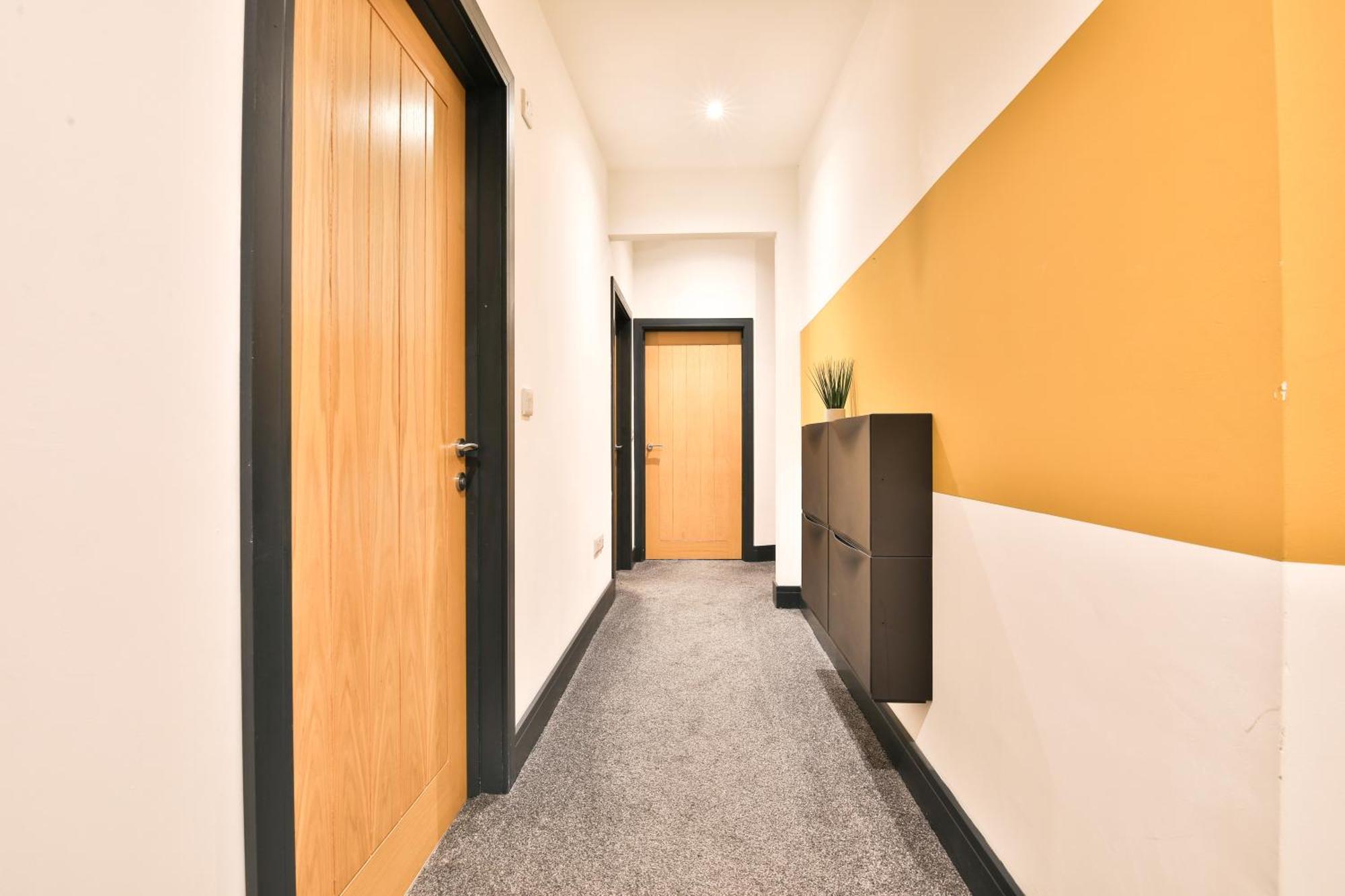 The Kingsway- 2 Bedroom Central Swansea Apartments By Stayright Exteriör bild