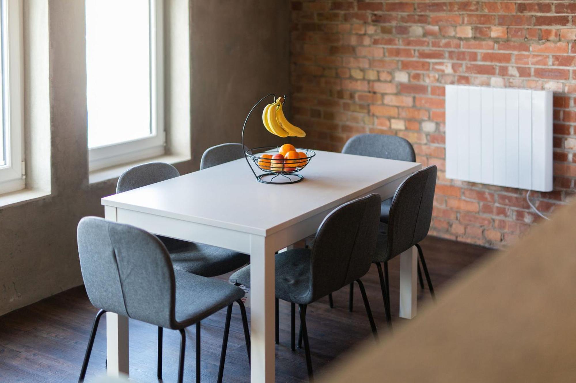 The Kingsway- 2 Bedroom Central Swansea Apartments By Stayright Exteriör bild